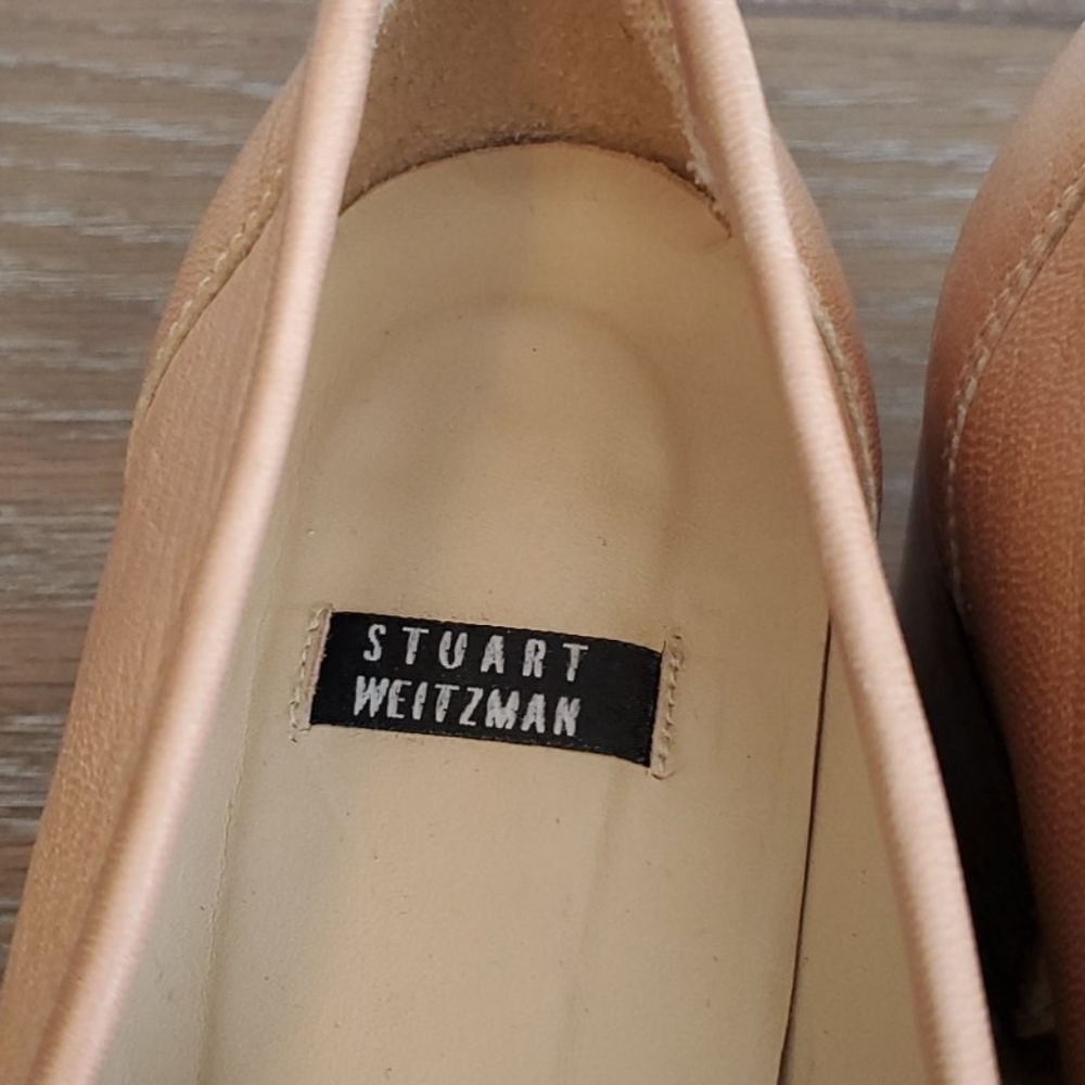 Stuart Weitzman - Picture 2 of 8